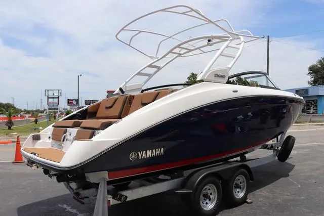 Slide: The Image of Yamaha 252SD-YACHT BLUE-GALVANIZED 2025 - 7