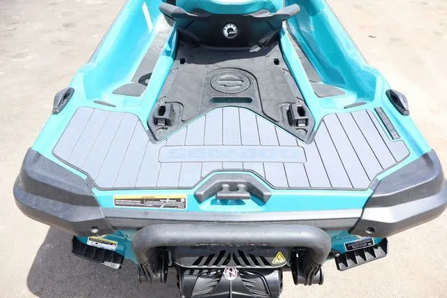 Slide: The Image of Sea-Doo GTX Limited 325 2025 - 10