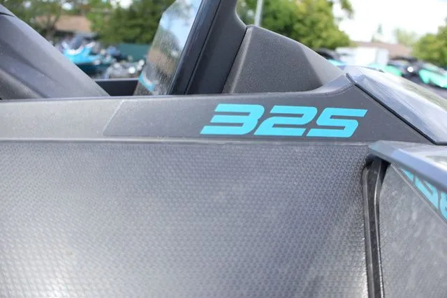 Slide: The Image of Sea-Doo GTX Limited 325 2025 - 9
