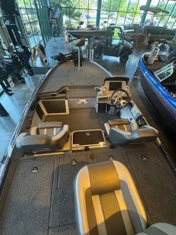 Slide: The Image of Nitro Z19 2025 - 30