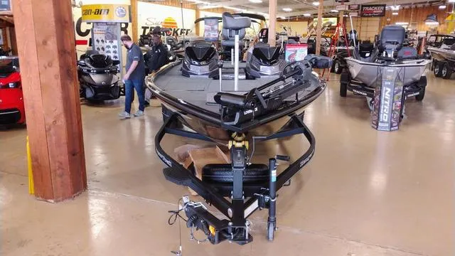 Slide: The Image of Ranger ALPHA 208 2025 - 60