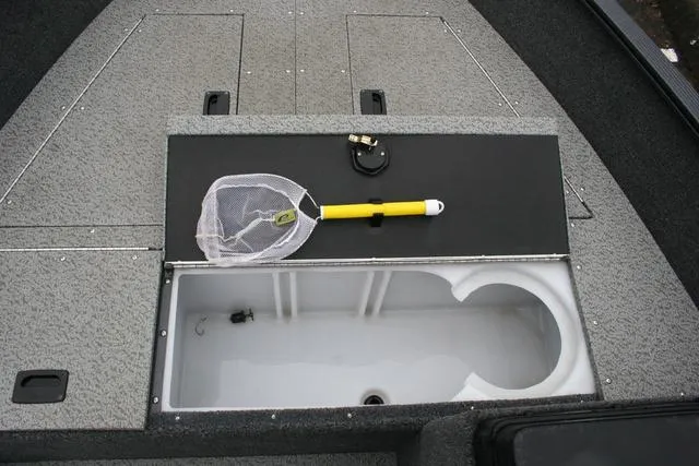 Slide: The Image of Lund 1650 Angler SS 2023 - 8