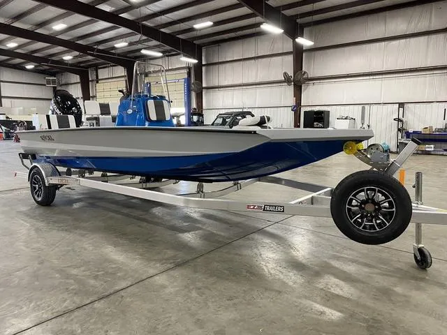 Slide: The Image of Excel Bay Pro Elite 203 2025 - 9