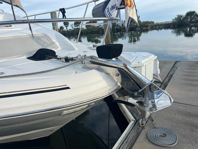 Slide: The Image of Sea Ray 390 Motor Yacht 2003 - 62