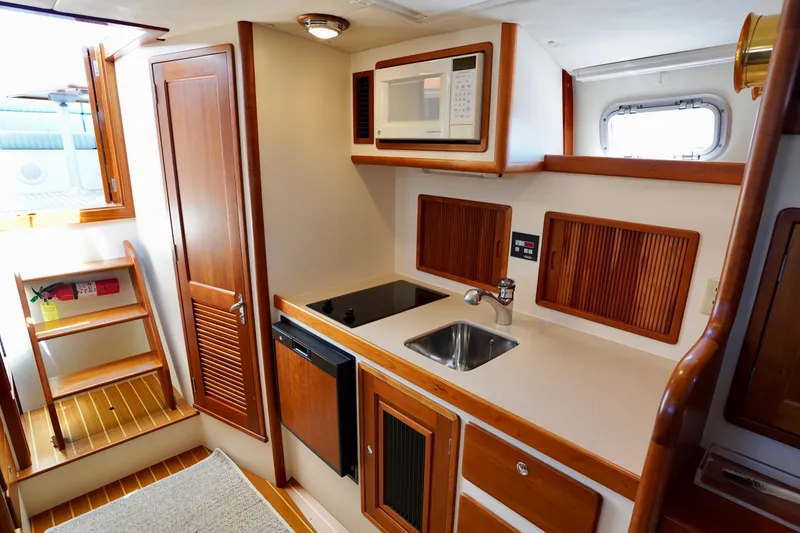 Slide: The Image of Little Harbor Whisper Jet 2002 - 53