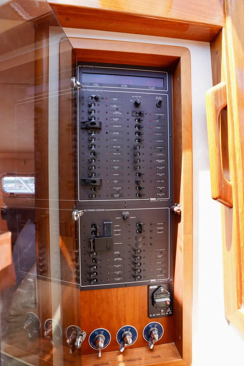 Slide: The Image of Little Harbor Whisper Jet 2002 - 57