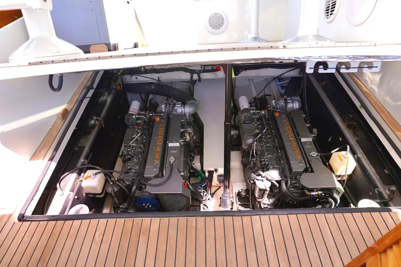 Slide: The Image of Little Harbor Whisper Jet 2002 - 58