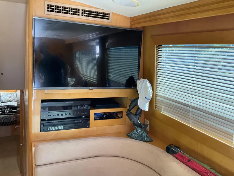 Slide: The Image of Hatteras 55 Convertible 2001 - 80