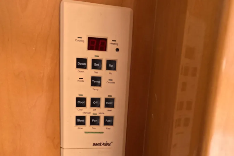 Slide: The Image of Hatteras 55 Convertible 2001 - 92