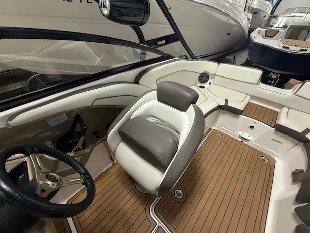 Slide: The Image of Yamaha 242LS 2014 - 5