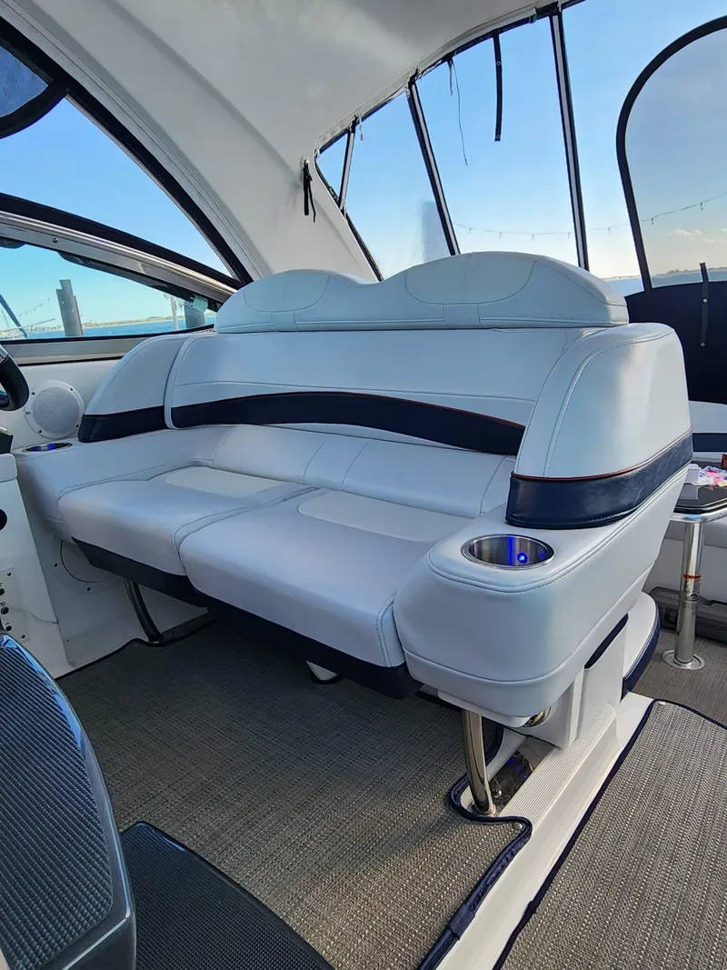 Slide: The Image of Formula Performance Cruiser 2018 - 12