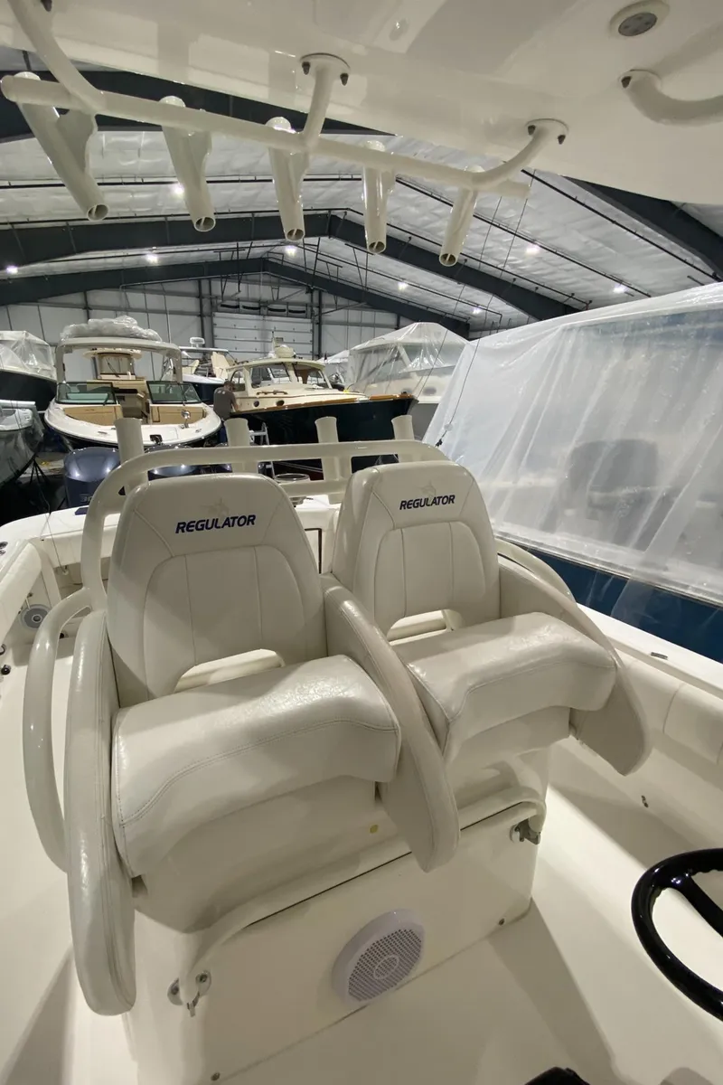 Slide: The Image of Regulator Marine 34 2015 - 59