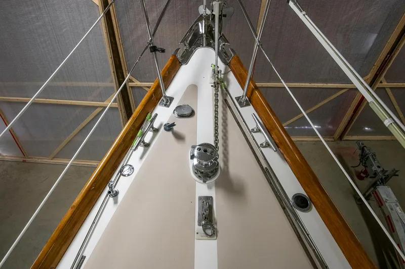 Slide: The Image of Hinckley Sou'wester 42 Sloop 1994, detailed deck view, showcasing rigging and fittings. - 15