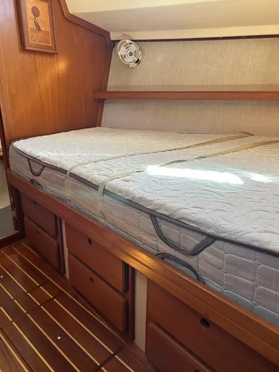 Slide: The Image of Island Packet 40 1998 - 107