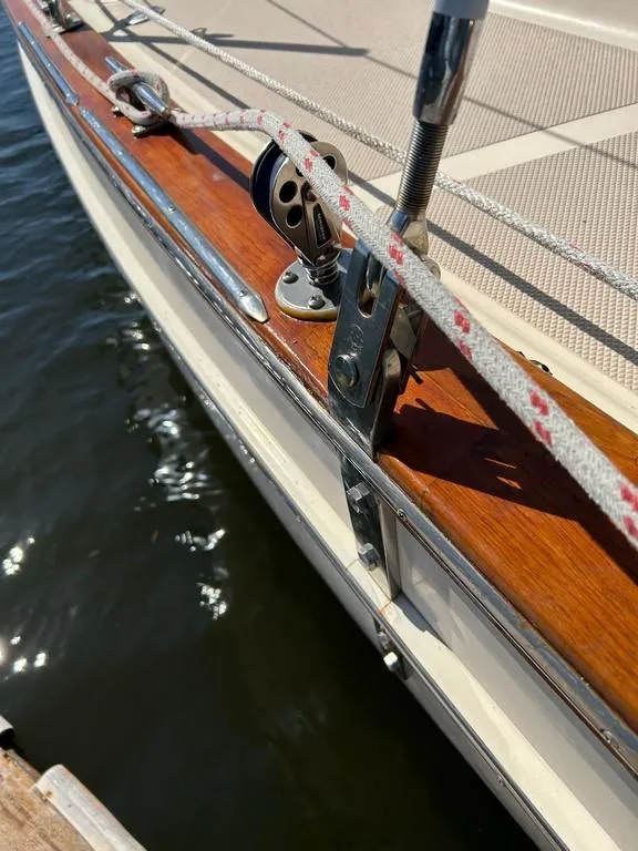 Slide: The Image of Island Packet 40 1998 - 53