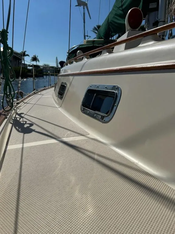 Slide: The Image of Island Packet 40 1998 - 57