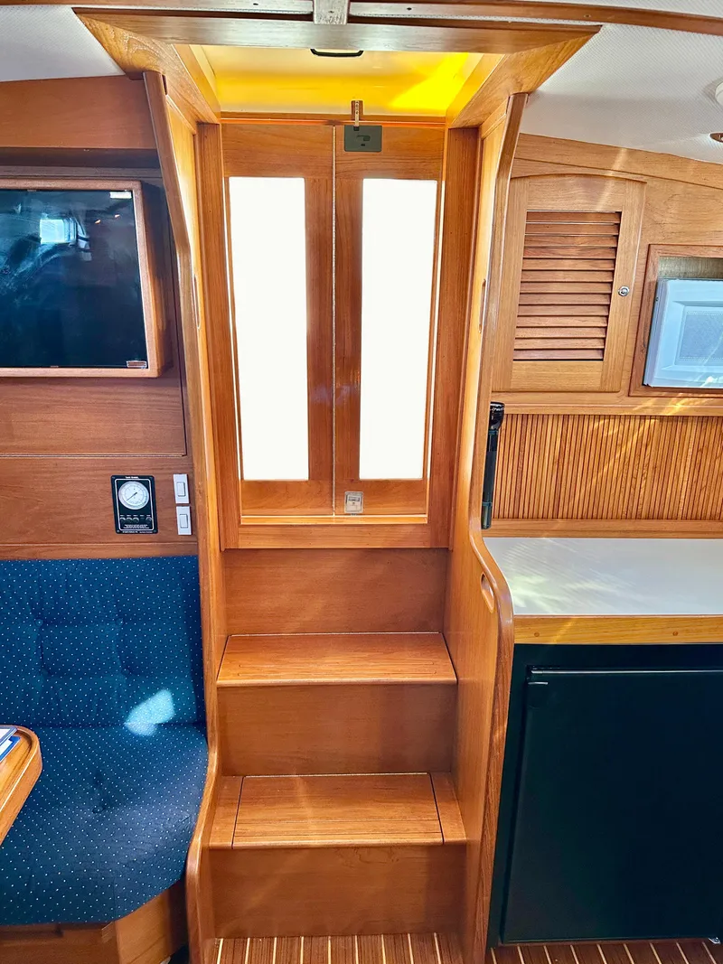 Slide: The Image of Companionway  - 14