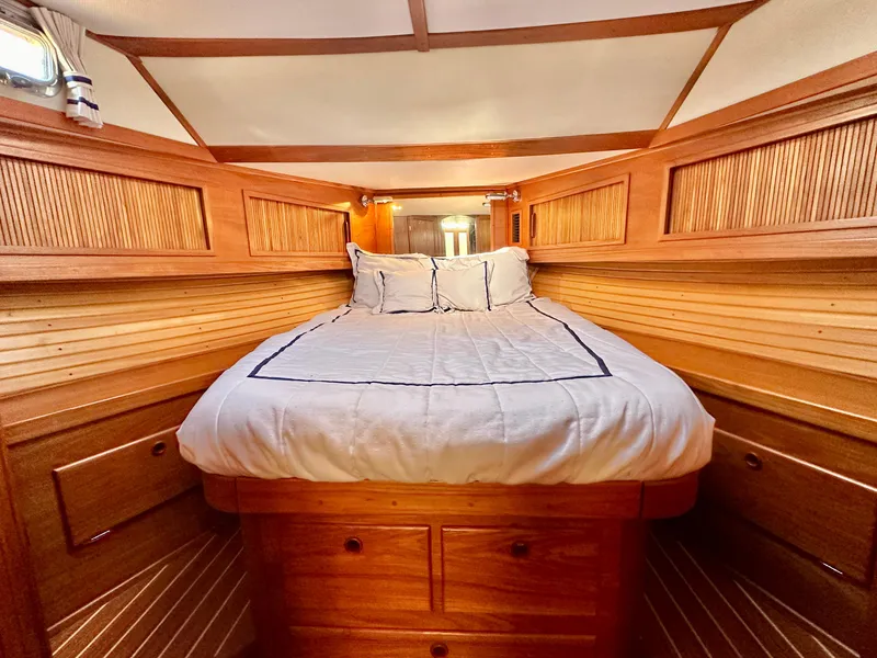 Slide: The Image of Cabin - 22