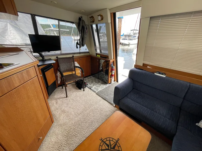 Slide: The Image of Bayliner 3988 Motor Yacht 1995 - 4