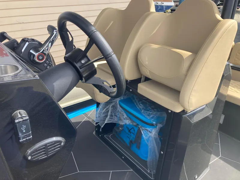 Slide: The Image of Highfield Sport 700 2025 - 11