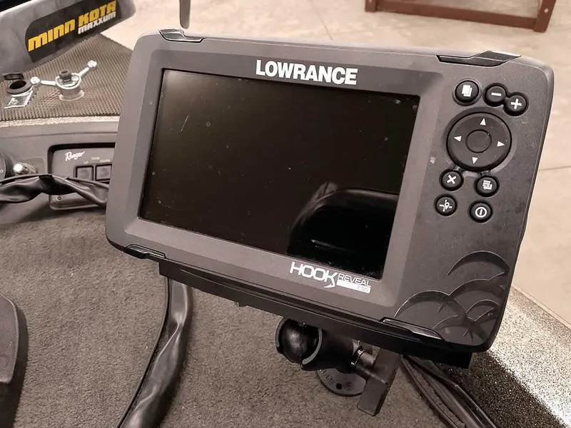 Slide: The Image of Lowrance Hook Reveal fish finder on 1999 Ranger 461VS Comanche boat dashboard. - 20