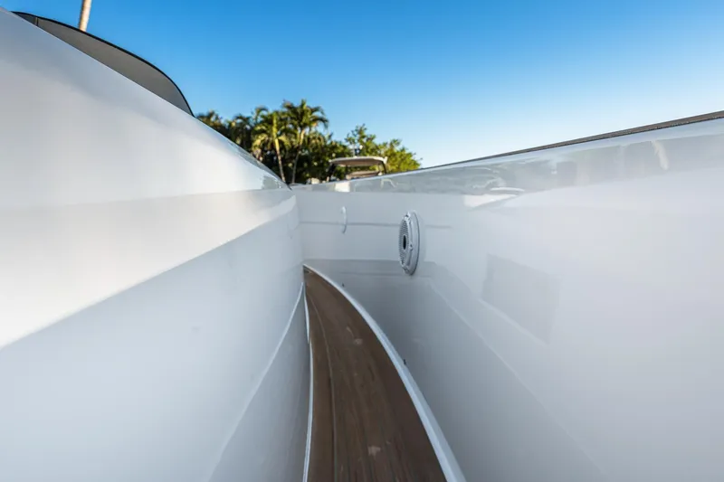 Slide: The Image of Pardo P38 2023 - 65