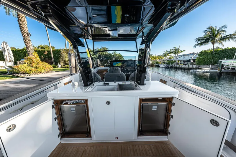 Slide: The Image of Pardo Yachts P38 2023 - 62