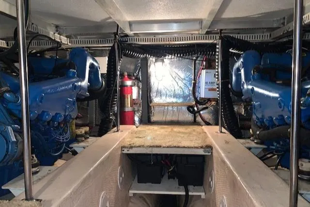 Slide: The Image of Engine Room / Clean & Well Lit / Engines / Halon System / Chargerr - 36