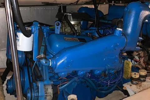 Slide: The Image of Starboard Engine / 350 hp Crusader / 800 hrs - 37