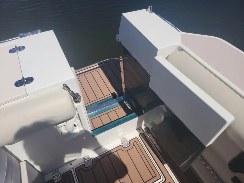 Slide: The Image of Albin 28 Tournament Express 2000 - 11