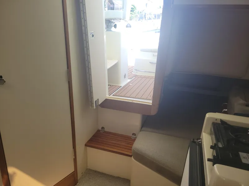 Slide: The Image of Albin 28 Tournament Express 2000 - 13