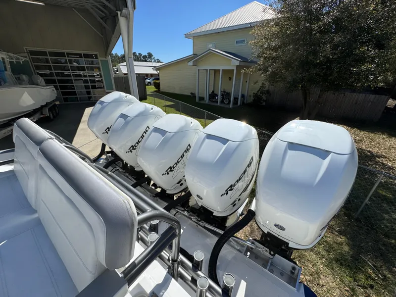 Slide: The Image of Nor-Tech 452 Super Fish 2018 - 54