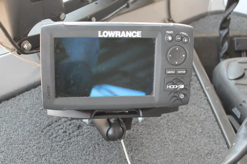 Slide: The Image of Lowrance Hook 7 fish finder on 2013 Ranger RT188 boat dashboard. - 10