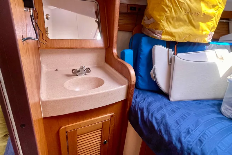 Slide: The Image of Catalina 380 2001 - 50