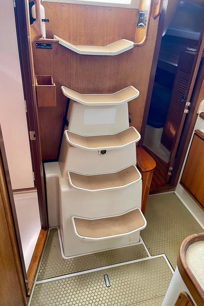 Slide: The Image of Catalina 380 2001 - 53