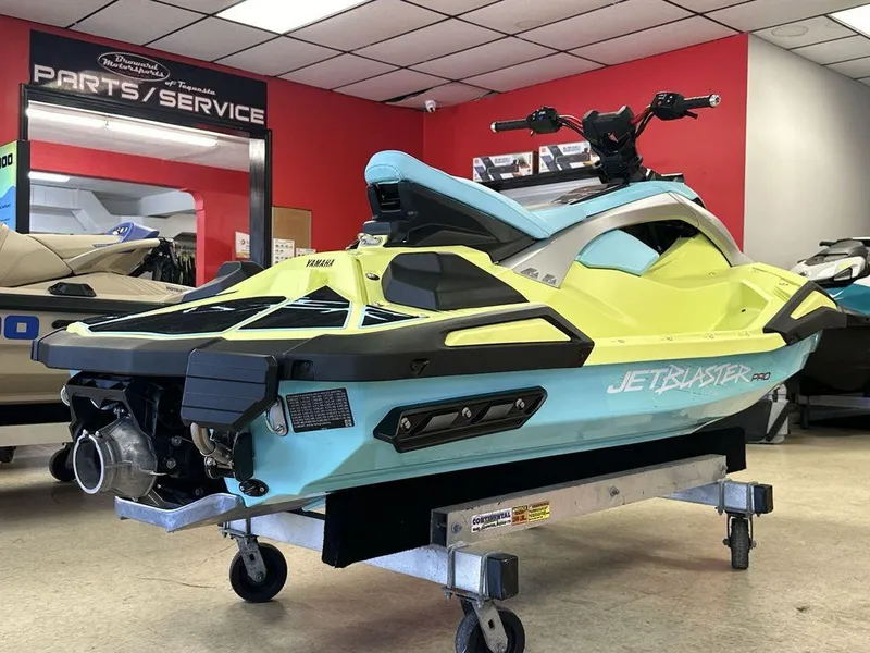 Slide: The Image of Yamaha Jetblaster PRO 2-Up 2025 - 4