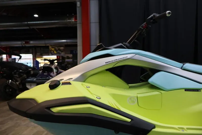 Slide: The Image of Yamaha JetBlaster PRO 3-Up 2025 - 11