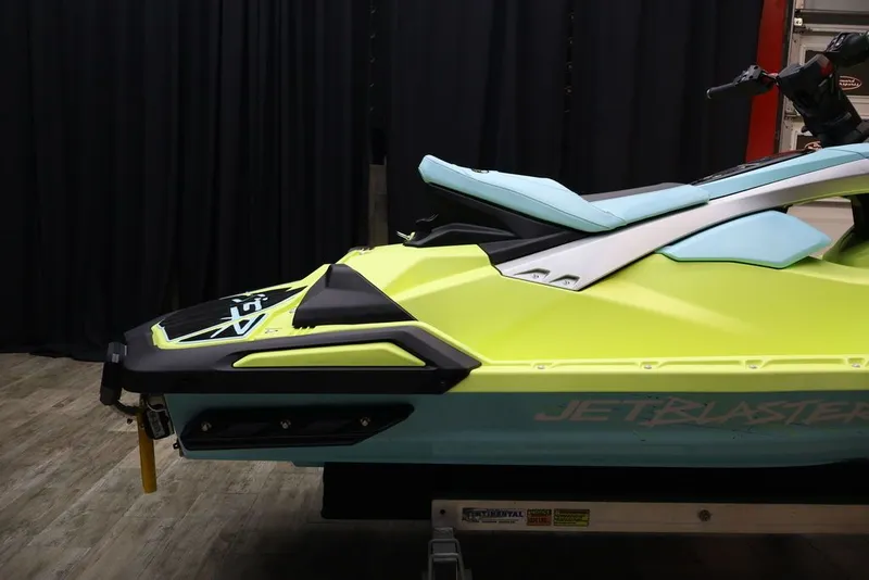 Slide: The Image of Yamaha Jetblaster PRO 2-Up 2025 - 10