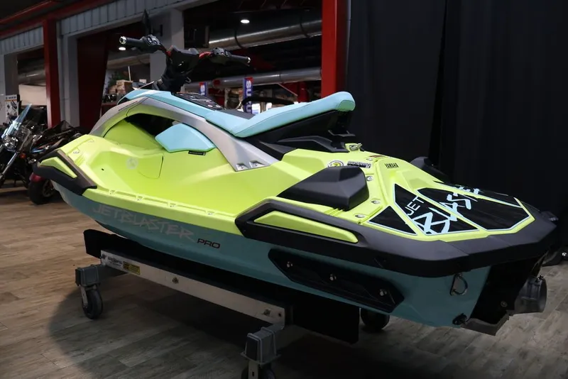 Slide: The Image of Yamaha Jetblaster PRO 2-Up 2025 - 7