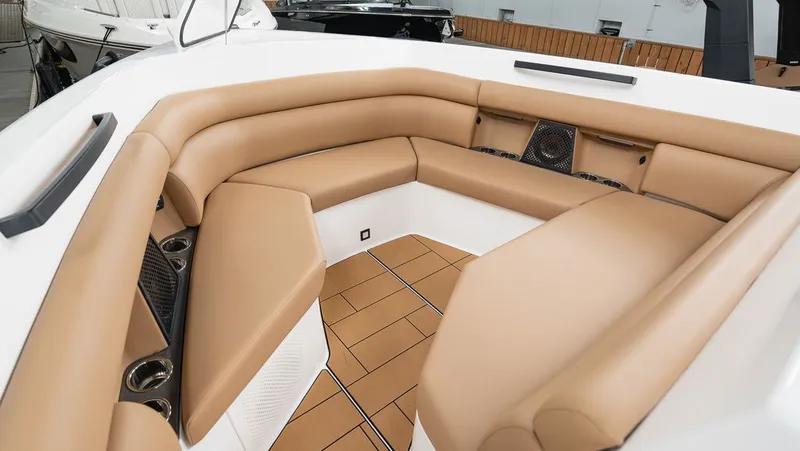 Slide: The Image of Aviara AV40 I/O 2024 - 15