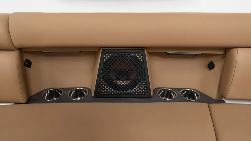 Slide: The Image of Aviara AV40 I/O 2024 - 16