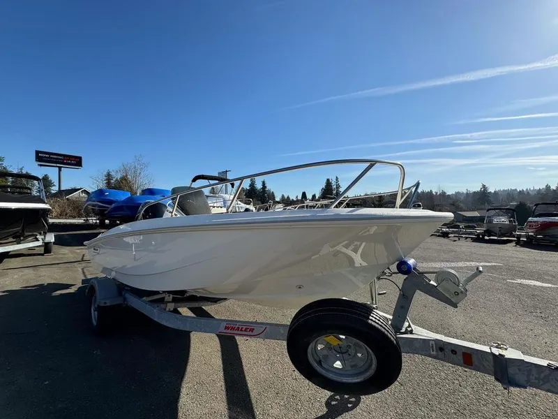 Slide: The Image of Boston Whaler 160 Super Sport 2024 - 3