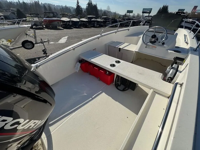 Slide: The Image of Boston Whaler 160 Super Sport 2024 - 6