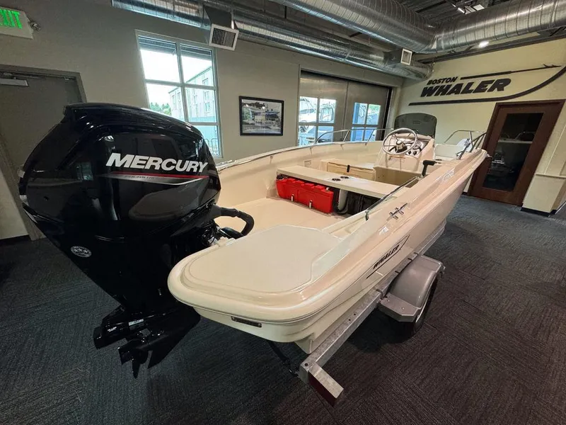 Slide: The Image of Boston Whaler 160 Super Sport 2024 - 4