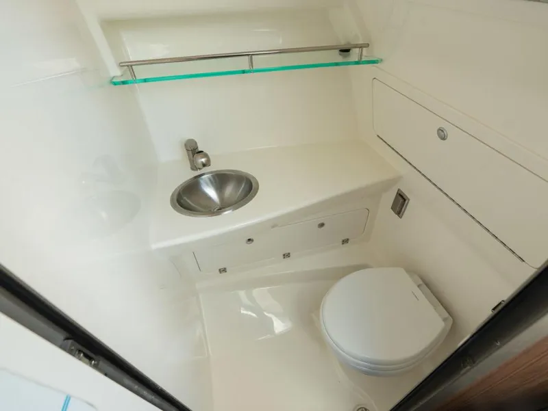 Slide: The Image of Boston Whaler 285 Conquest 2025 - 14