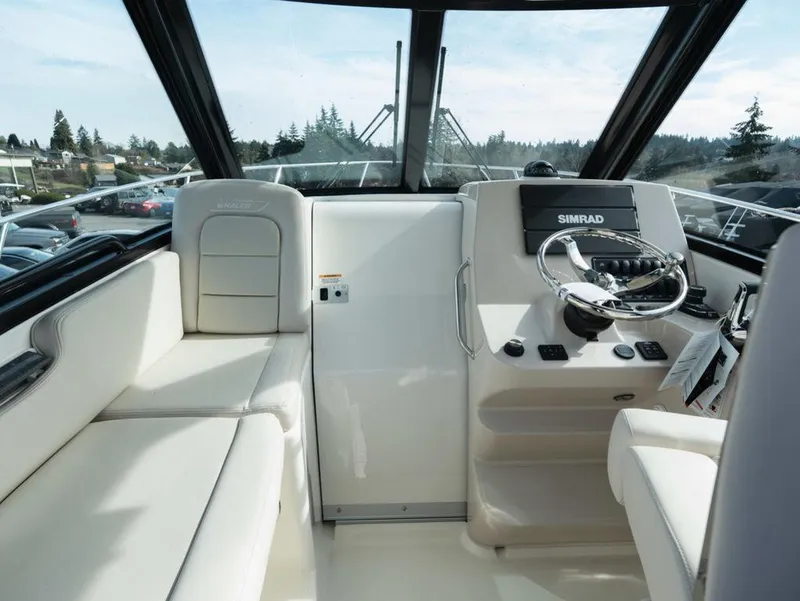 Slide: The Image of Boston Whaler 285 Conquest 2025 - 5