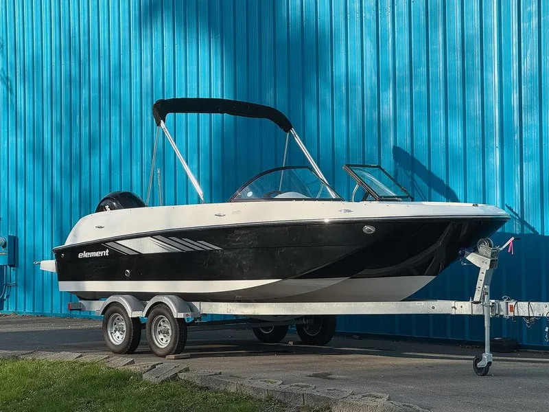 The Image of Bayliner Element E21 2023 - 1