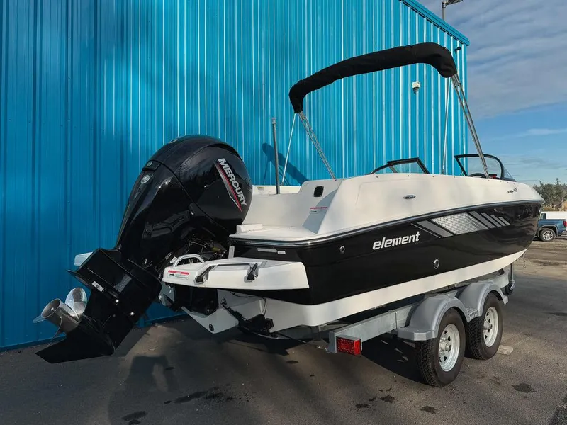 Slide: The Image of Bayliner Element E21 2023 - 2