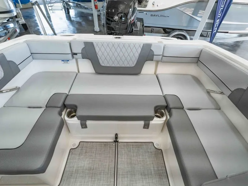 Slide: The Image of Bayliner VR4 Bowrider OB 2024 - 16