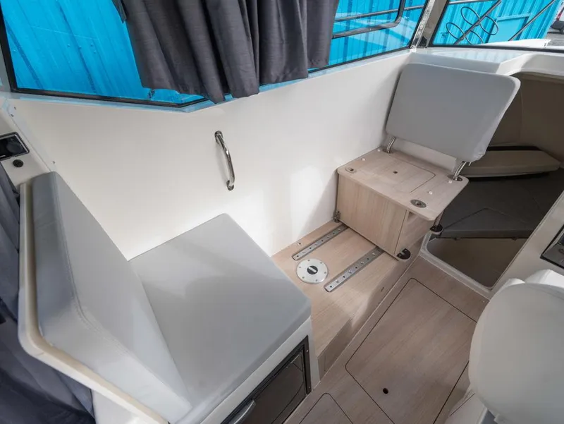 Slide: The Image of Bayliner Trophy T25 Pilothouse 2025 - 8